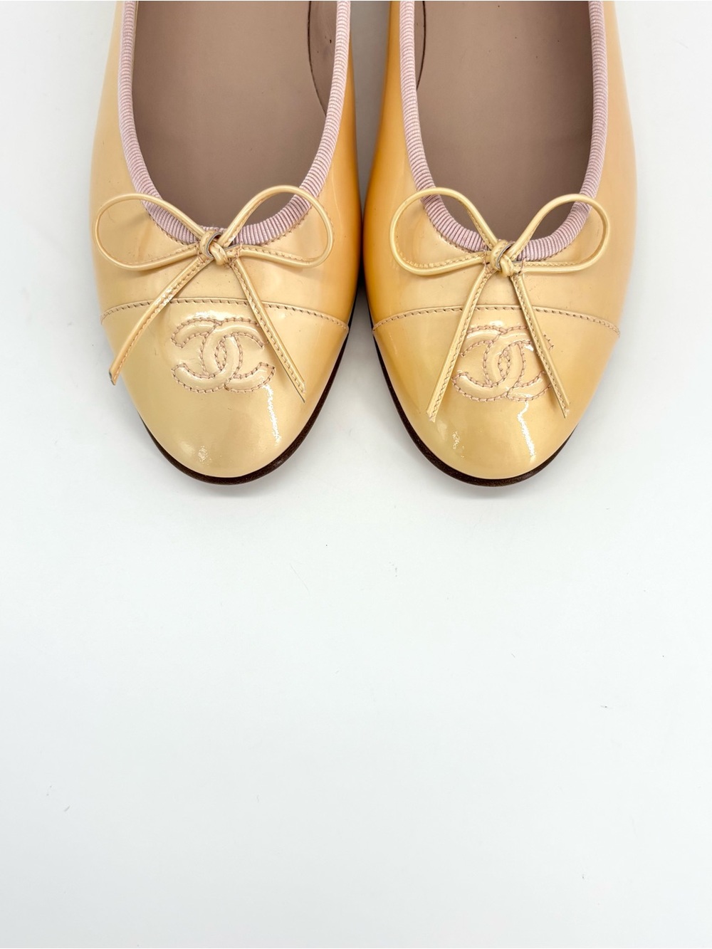 Chanel Vintage Lagerfeld CC Logo Bow Cap Toe Patent Leather Ballet Flats 38.5 - Picture 10 of 15